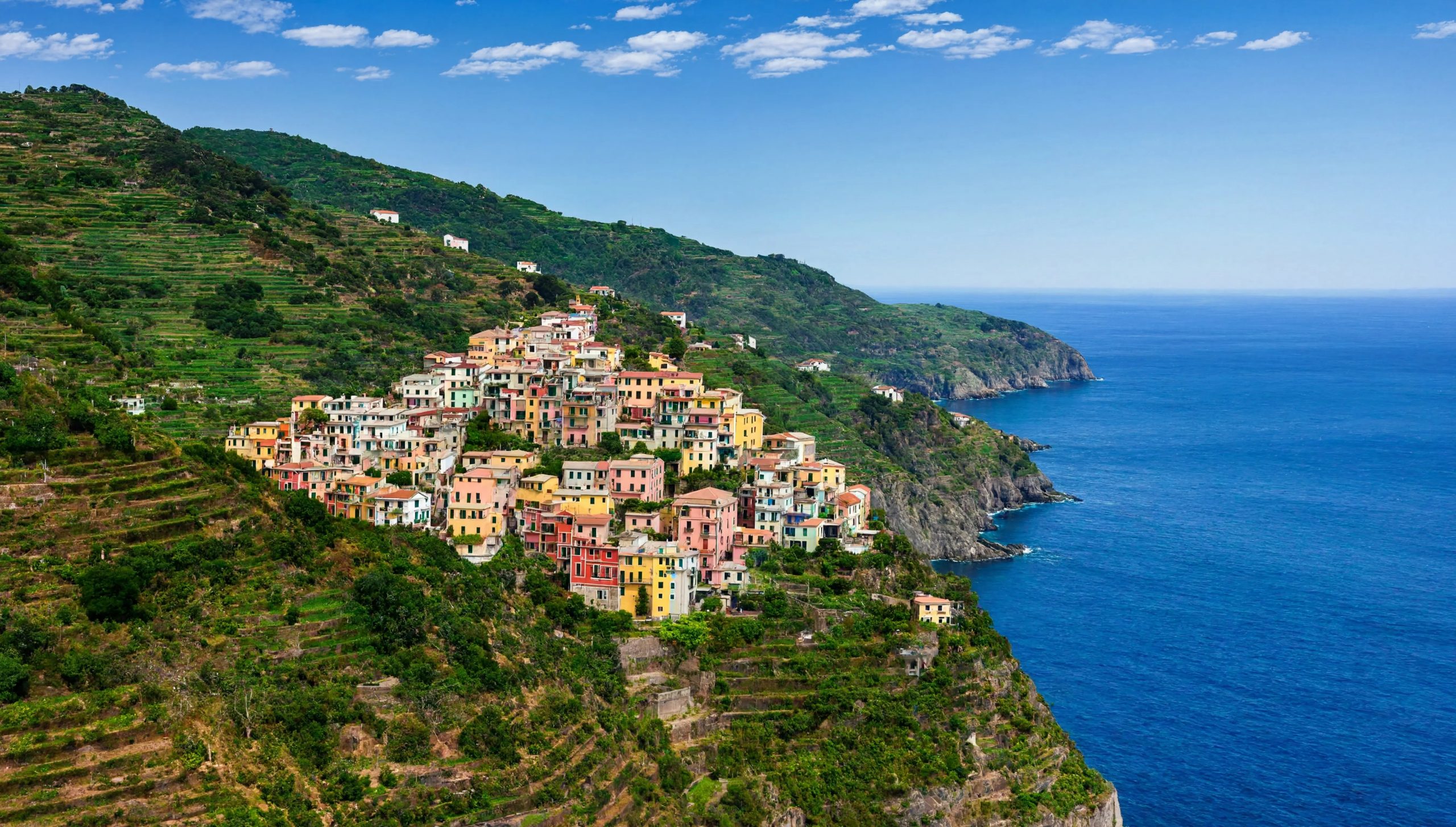 Corniglia, village perché des Cinque Terre, et son panorama sur la Méditerranée